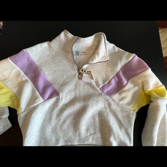 Moral Fiber size medium crop hoodie sweatshirt new with tag - Picture 8 of 16